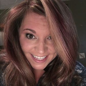 Meet your Posher, Brooke